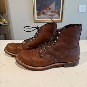 Men’s Red Wing Iron Ranger size 9US
